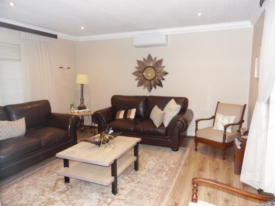 3 Bedroom Property for Sale in Riebeeckstad Free State